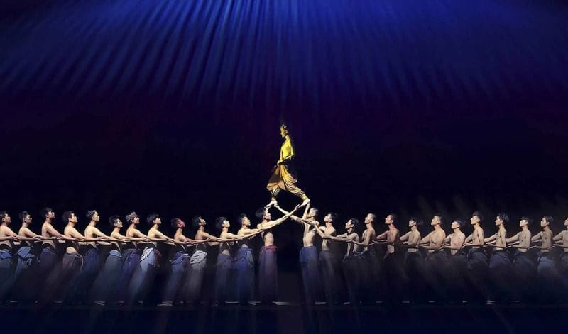 Show diễn Lại Thấy Đôn Hoàng